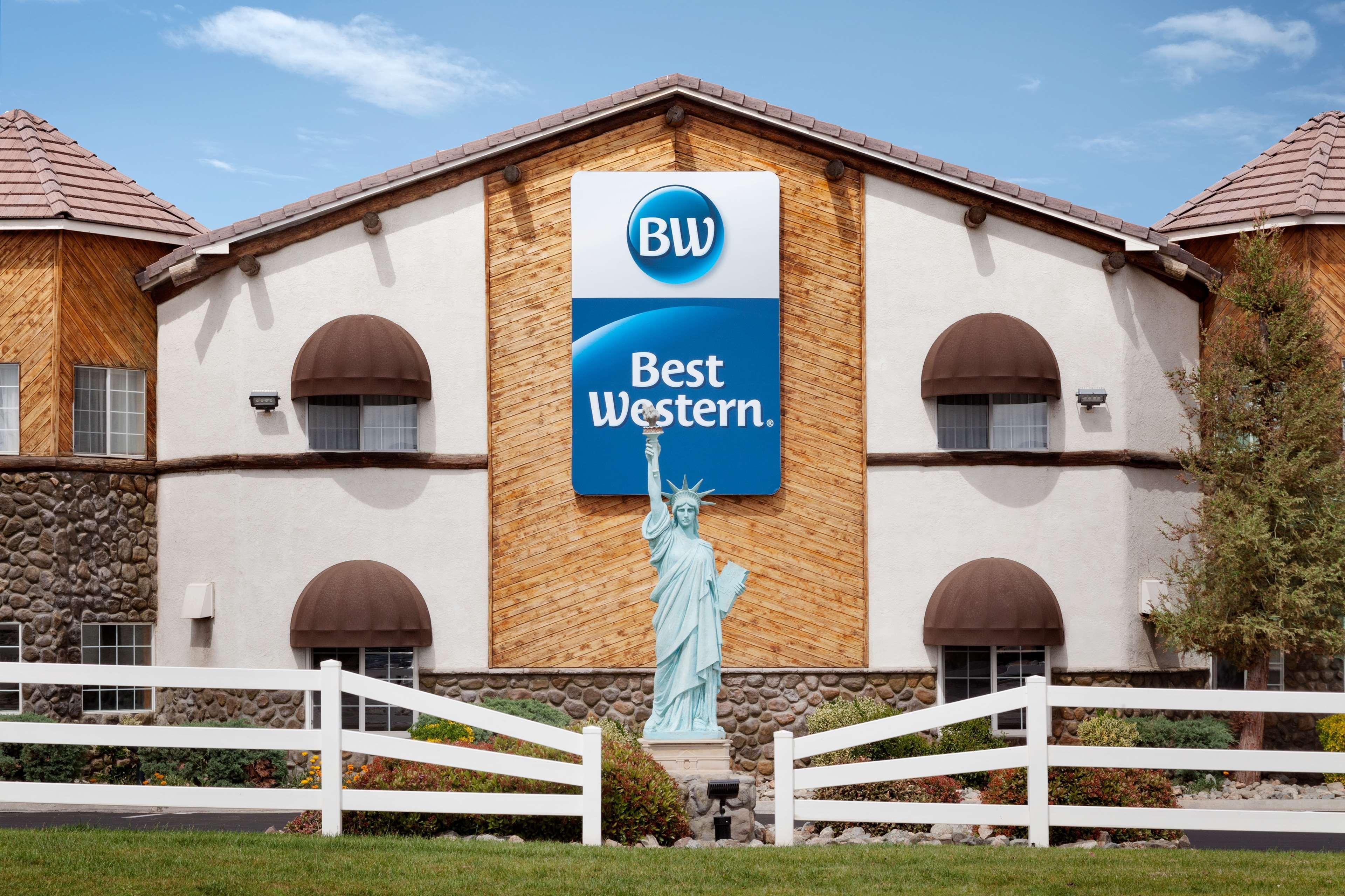 Best Western Liberty Inn Wheeler Ridge Экстерьер фото